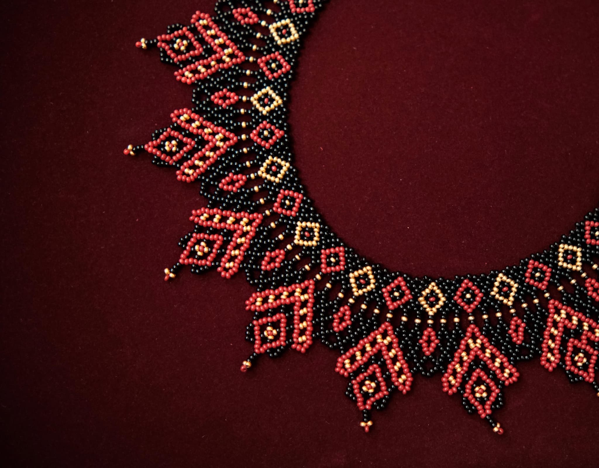 A detail of the weave in The Gilt Collection