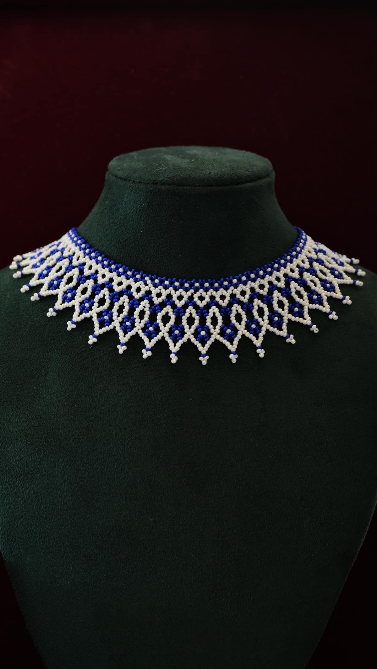 The Lace Collar in Pearl & Sapphire